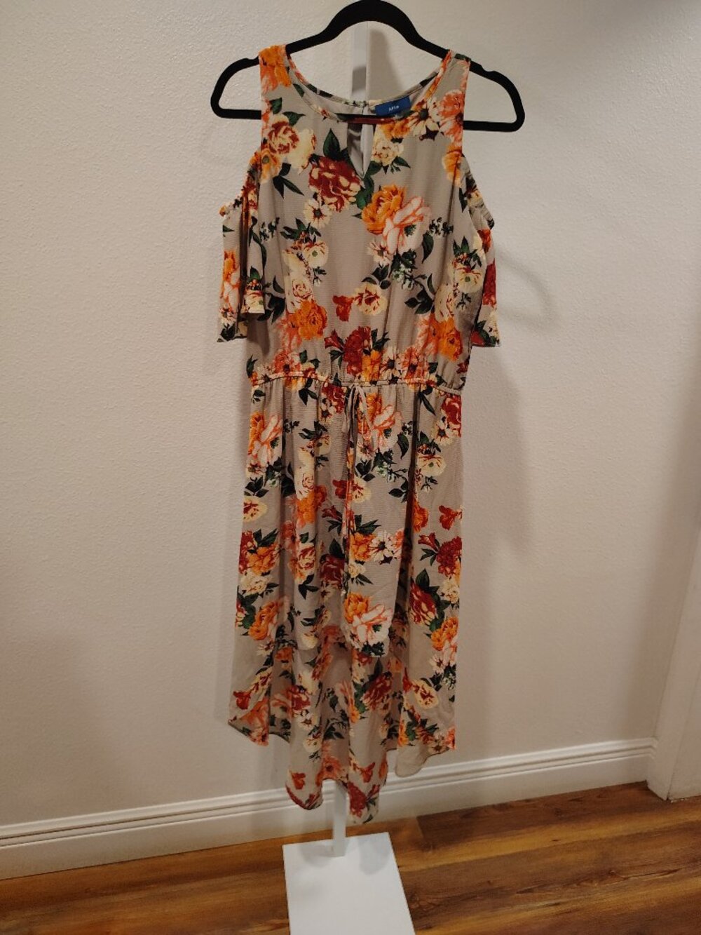 Apt. 9 Women's Floral High Low Dress Size Medium Cold Shoulder Polyester NWT